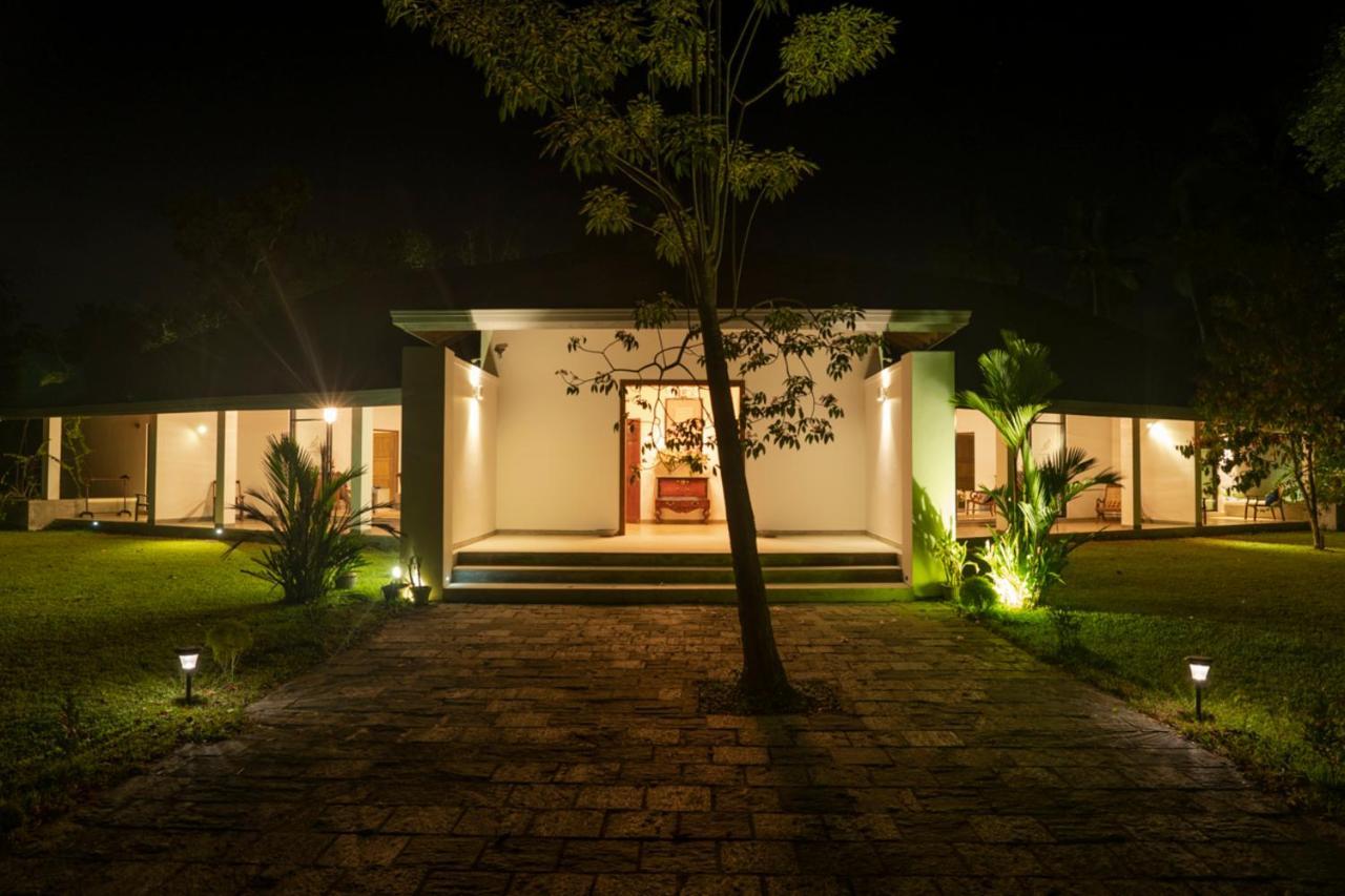 Garden Villa Ronnaduwa Hikkaduwa Exterior photo